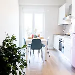 Casa Luna - Cagliari, 2 Bedrooms, Ac, Beaches To 15 Min קליארי