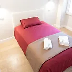 Casa Luna - Cagliari, 2 Bedrooms, Ac, Beaches To 15 Min דירה קליארי