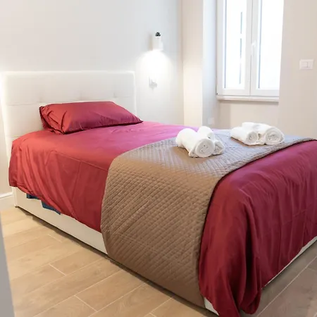Casa Luna - Cagliari, 2 Bedrooms, Ac, Beaches To 15 Min דירה *