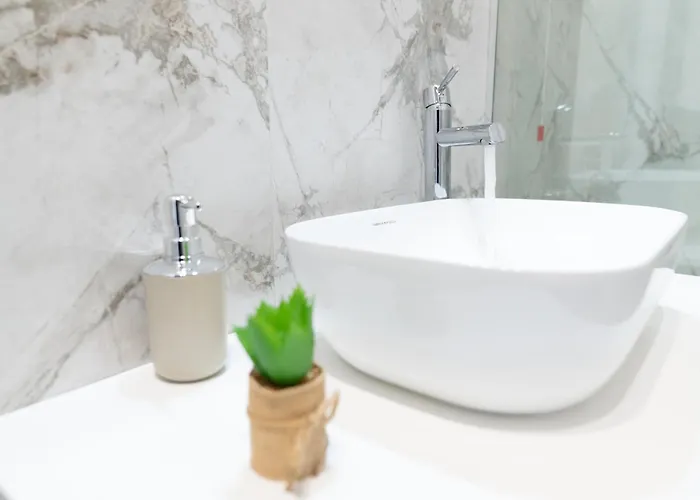 Casa Luna Nel Cuore Di A 10 Minuti In Macchina Dalle Spiagge Piu Belle 卡利亚里